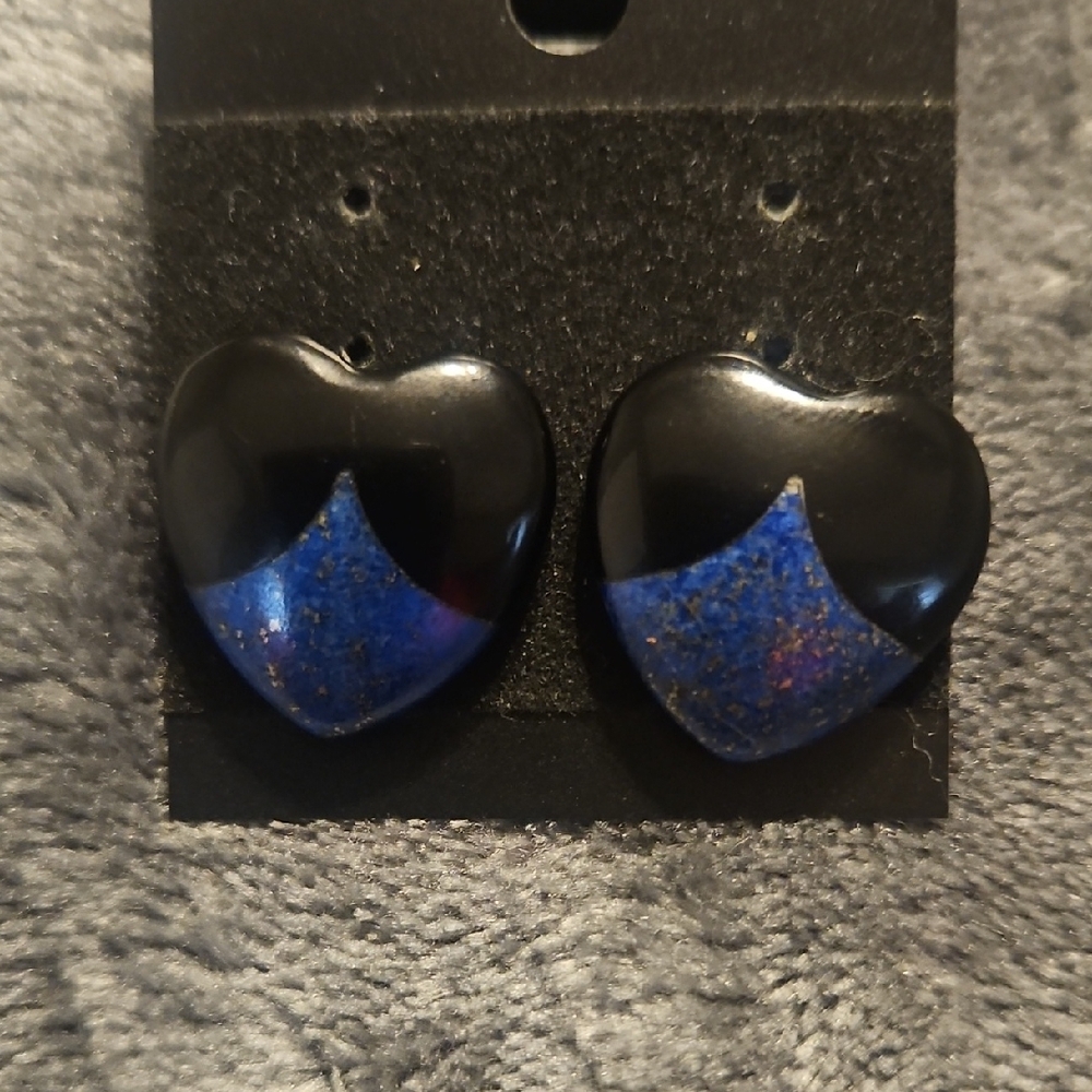 Vintage Heart-Shaped Black and Blue Inlay Stud Earrings